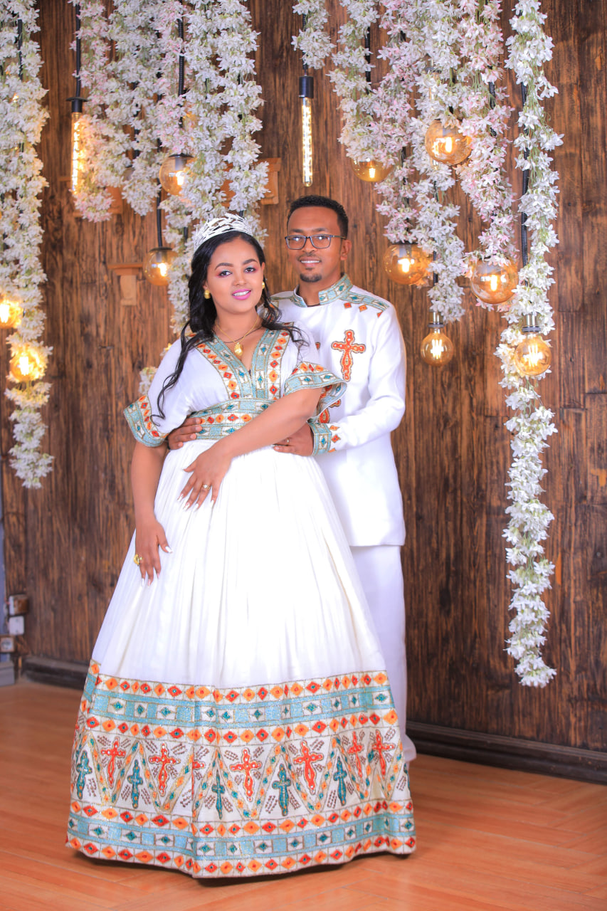 /storage/photos/46/Wedding Dress/Ethiopian Wedding Dress 5 (1).jpg